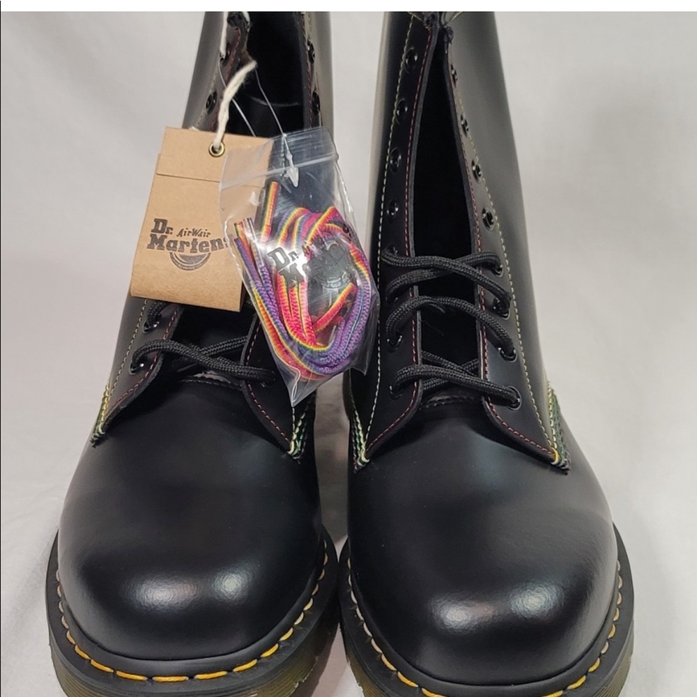 NWT  Dr Martens 1460 Pride Boots Black Rainbow 🌈